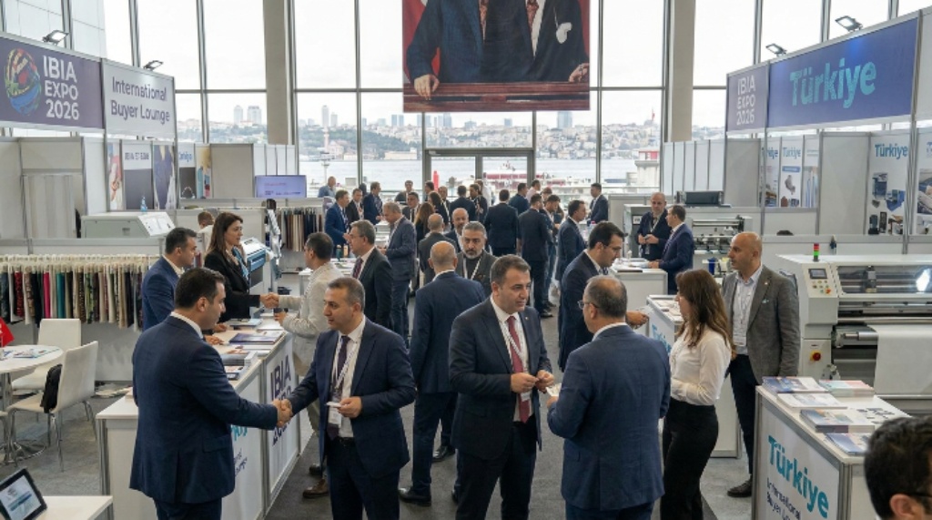 International buyers and manufacturers networking on the exhibition floor at IBIA Expo 2026 in Istanbul Turkey