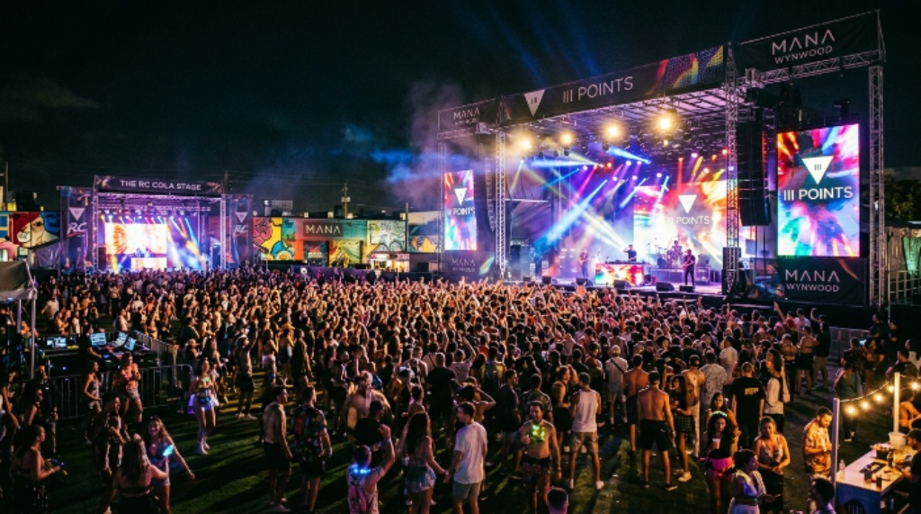Mana Wynwood outdoor festival stages illuminated at the III Points Festival